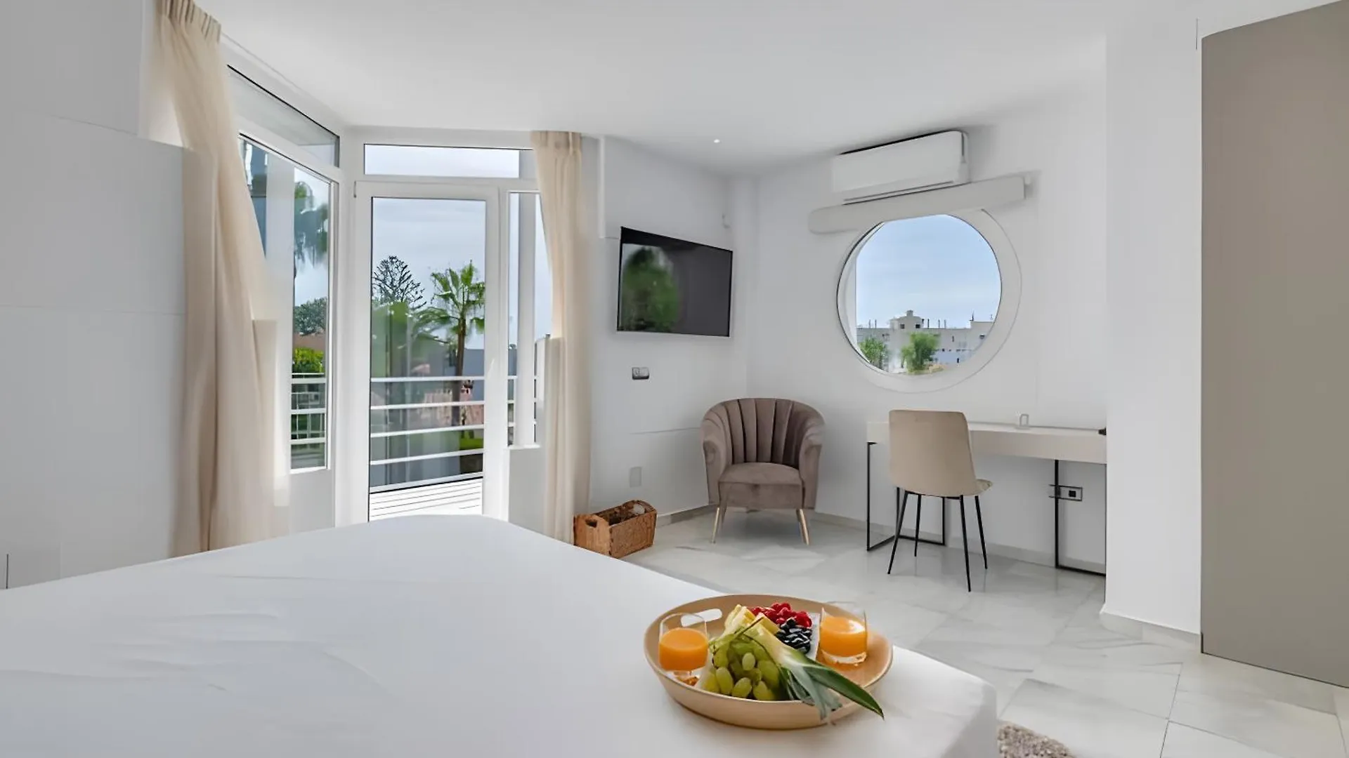 Villa Casa Blanca Marbella